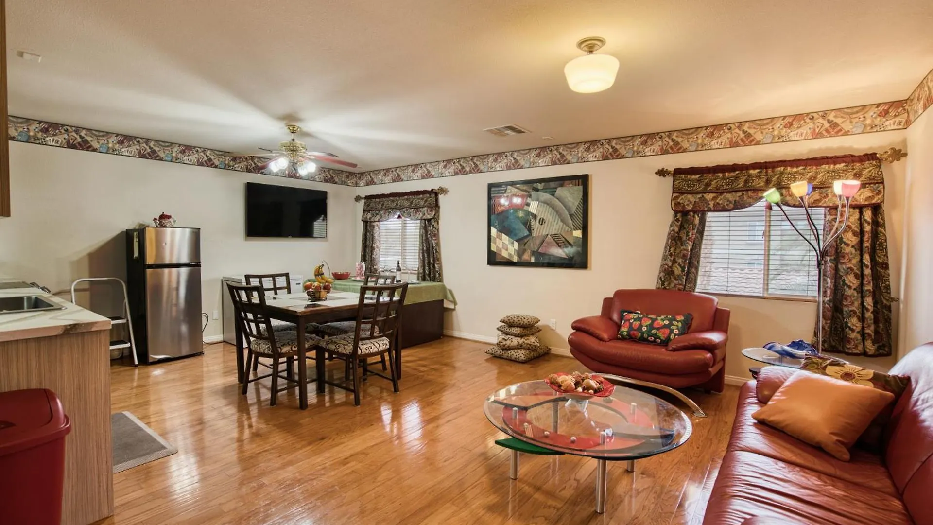 Home Suite In Perfect Location Las Vegas Vakantiehuis