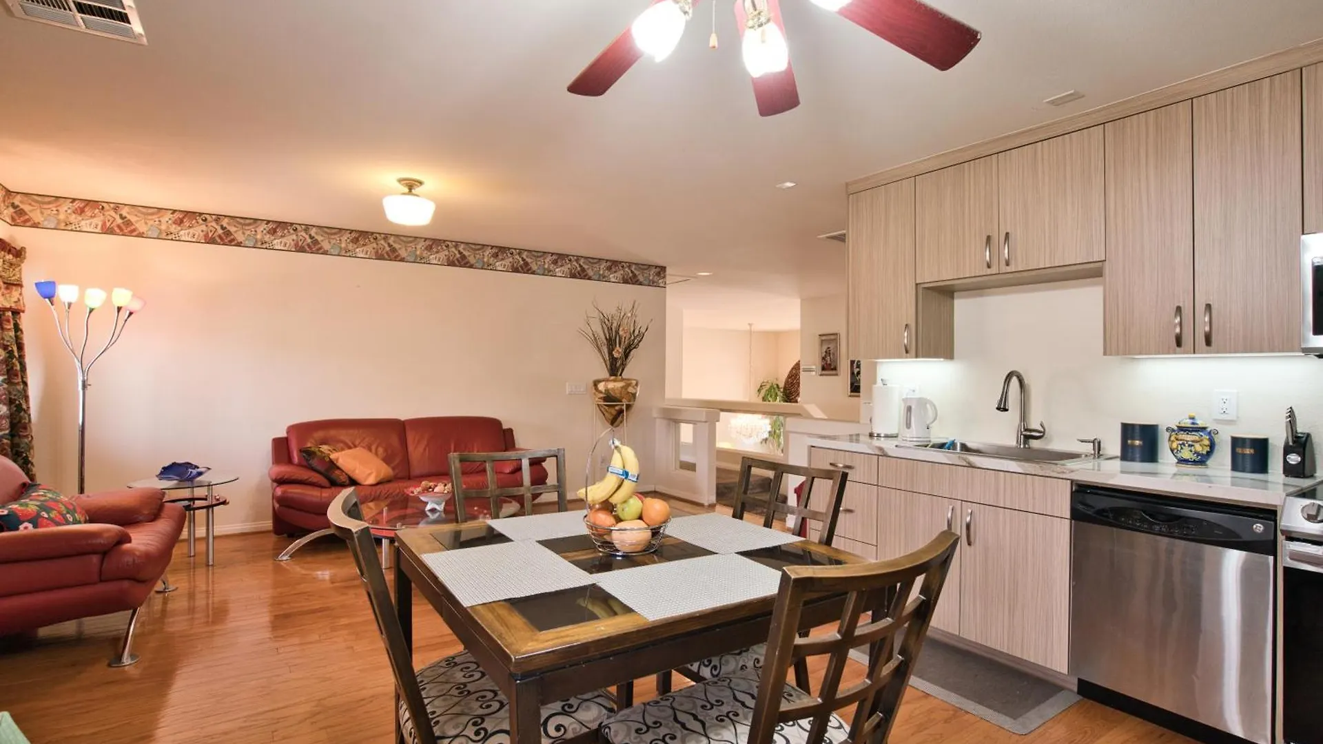 Home Suite In Perfect Location Las Vegas 0*,